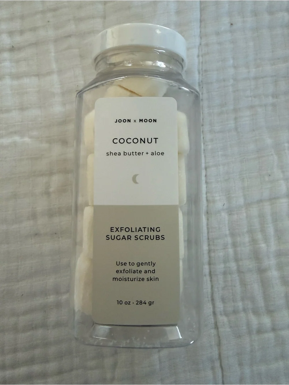 New Joon x Moon Exfoliating Sugar Cubes Coconut